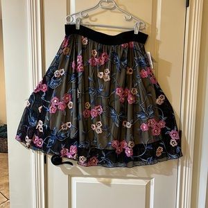 NWT Lula Roe embroidered skirt. Size 2XL